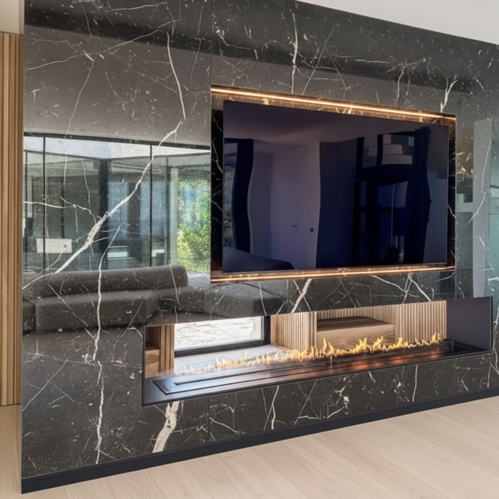 Kamineinsatz mit Eckansicht